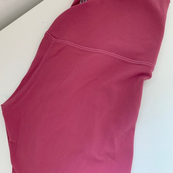 Lululemon Align super high rise Nulu sz 4 - Picture 3 of 4